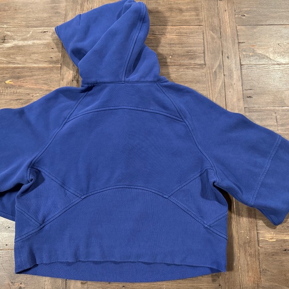 Lululemon Cropped Scuba Half-Zip Hoodie - Picture 2 of 7